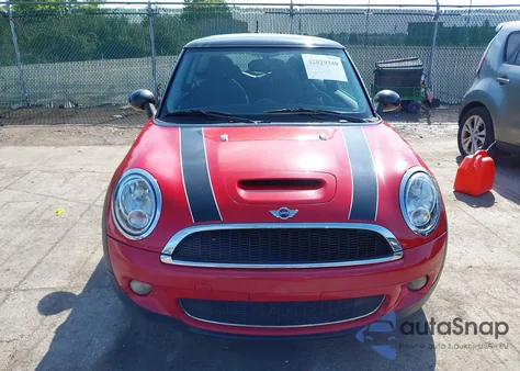 2007 Mini Cooper S z USA, uszkodzony, nr VIN WMWMF73527TL91853